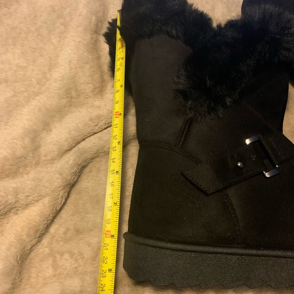 ✔️✔️SOLDD booties - Picture 4 of 5
